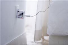 SKROSS cestovní adaptér MUV USB AC, univerzální, neuzemněný, USB A+C 15W
