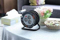 Solight prodlužovací přívod na bubnu 12m, 3 zásuvky, černý kabel, 3x 1,5mm2