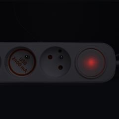 Solight prodlužovací přívod 5 zásuvek, USB A+C nabíječka 12W, 3m, 3 x 1mm2, bílý, vypínač