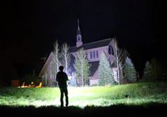 Solight LED nabíjecí svítilna, 1400lm, zoom, power bank, dárkové balení, Li-Ion