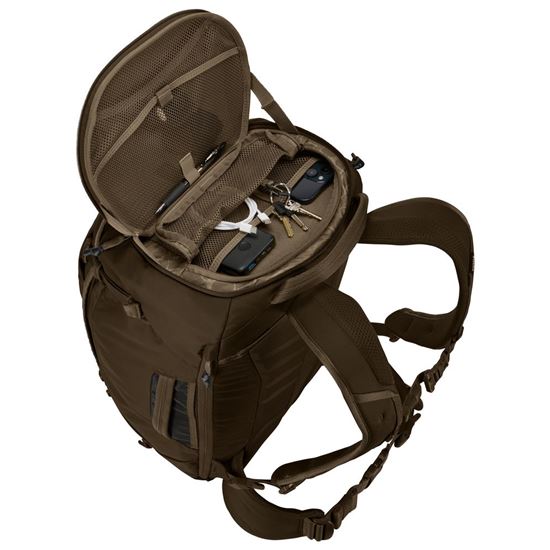 Thule Landmark 40L travel pack deep khaki