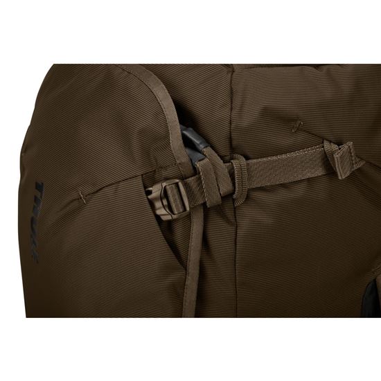 Thule Landmark 40L travel pack deep khaki
