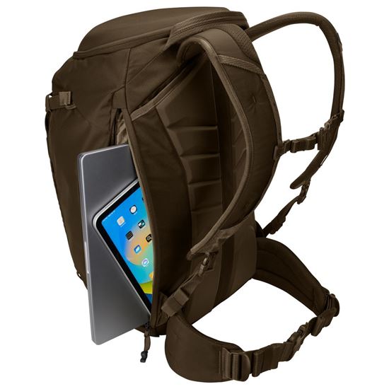 Thule Landmark 40L travel pack deep khaki