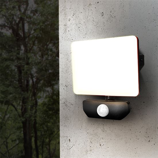 Solight LED floodlight Quick with PIR sensor, 10W, 850lm, 4000K, IP44, black