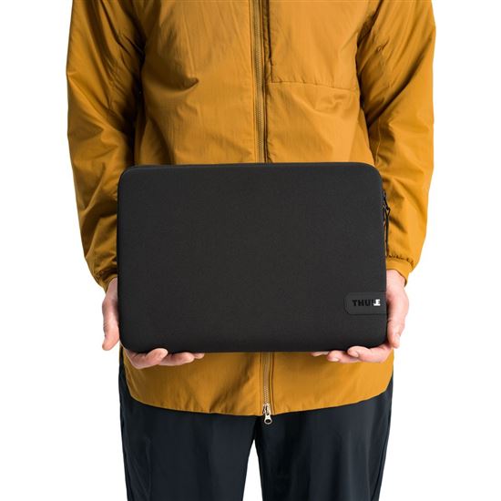 Thule Koya pouzdro na 14" notebook TKS114 - černé