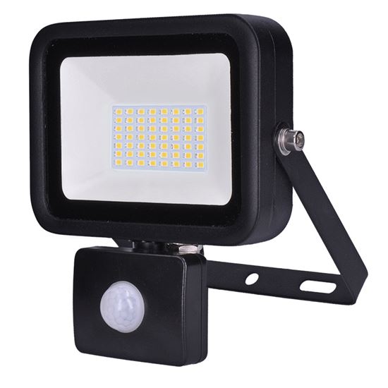 Solight LED floodlight PRO with sensor, 50W, 4600lm, 5000K, IP44