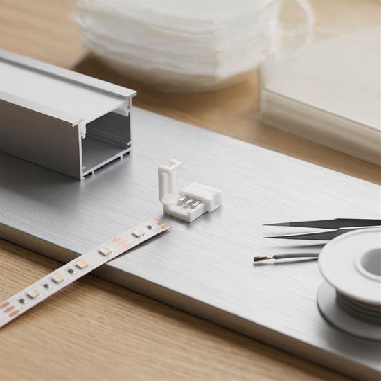 Solight short fixed connector for 8mm LED strips, 3-pin