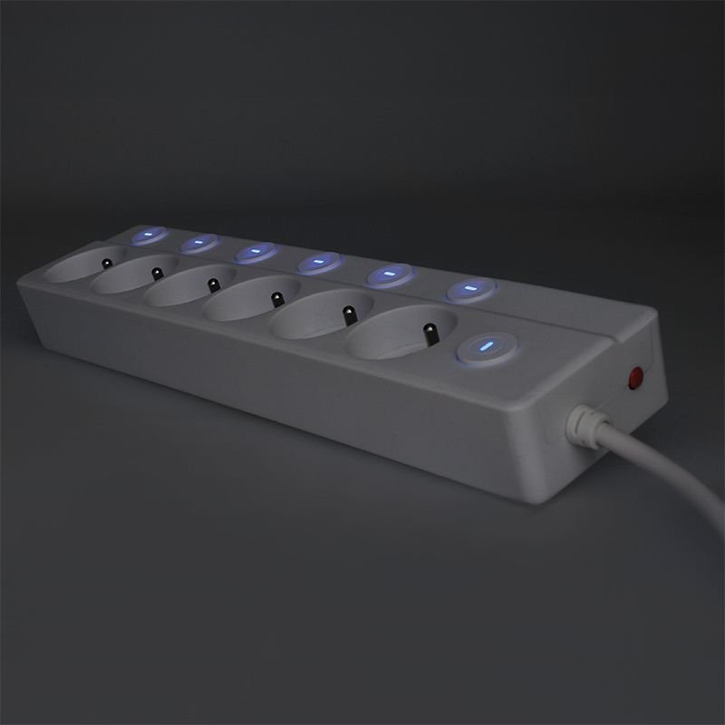 Solight prodlužovací přívod 6 zásuvek, 2m, 3 x 1mm2, bílý, 6+1 vypínač PP160