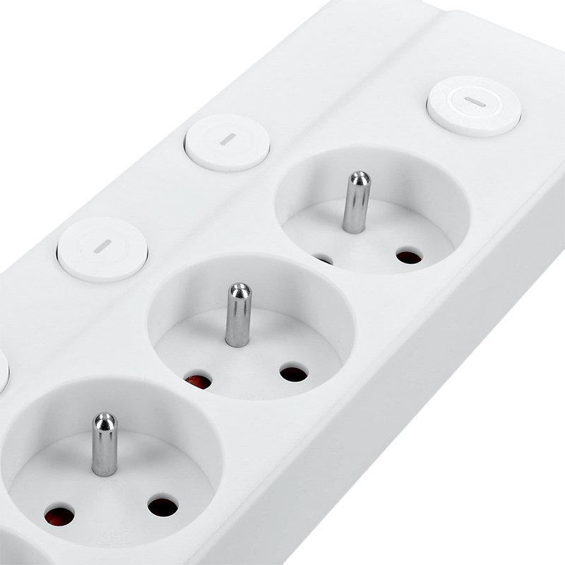 Solight prodlužovací přívod 6 zásuvek, 3m, 3 x 1mm2, bílý, 6+1 vypínač PP161